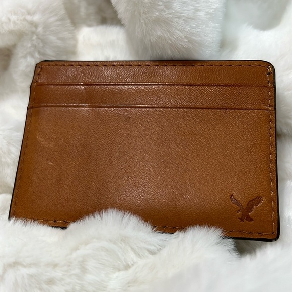 American Eagle Outfitters Handbags - ❄️ GUC American Eagle Outfitters Two-Tone Cow Leather Card Slot Wallet